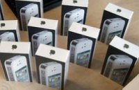 На таможне изъяли 300 телефонов торговой марки IPhone на сумму 1 млн грн