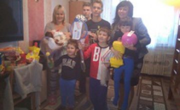 Фонд Вилкула продолжает поддерживать многодетные и социально незащищенные семьи на Днепропетровщине