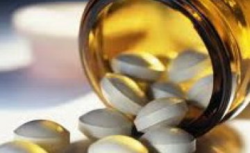 Азаров договорился с фармацевтическими предприятиями о снижении цен на лекарства