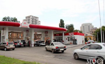 Сколько стоит бензин на днепропетровских АЗС (ЦЕНЫ)