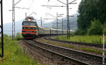 В Николаеве 20-летний парень в наушниках попал под поезд