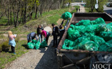 Сотрудники ДТЭК Днепрооблэнерго, ДТЭК Приднепровская ТЭС и ДТЭК Криворожская ТЭС убрали более 7,5 тонн мусора