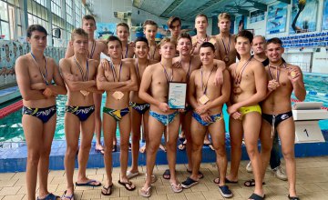 ​Днепровские спортсмены стали призерами чемпионата Украины по водному поло