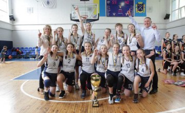 Днепровские спортсменки стали чемпионками Всеукраинской юношеской баскетбольной лиги