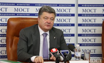  Петр Порошенко срочно выехал в зону АТО и созывает Совбез