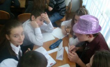 Великобритания на ладони: школьники Синельниковского района совершили виртуальное путешествие