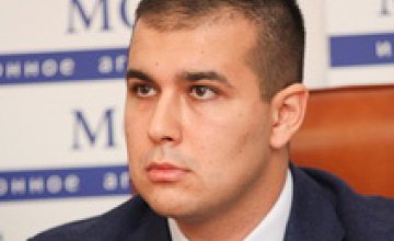 Губернатор Днепропетровщины выступал за перенос сессии горсовета, - Камиль Примаков