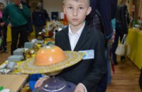 Юные изобретатели Днепропетровщины представили собственные модели ракет и планет