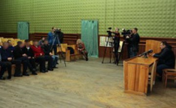 В Днепропетровскую область привезли 10 освобожденных из плена солдат