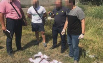На Днепропетрощине работник уголовного розыска за 10 тыс грн обещал «отмазать» подозреваемого 