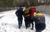 В Днепре спасли рыбака провалившегося под лёд (ФОТО)