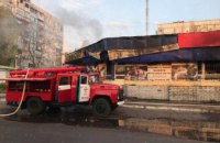 В Запорожской области произошел масштабный пожар в торговом комплексе (ФОТО)