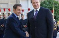 Виктор Янукович поздравил Николя Саркози с Днем взятия Бастилии