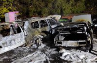 В Днепре на стоянке сгорело две машины (ФОТО)
