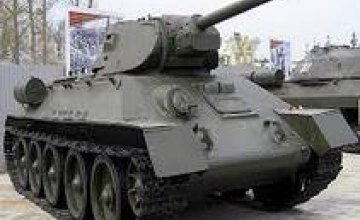 В Луганске сепаратисты угнали танк
