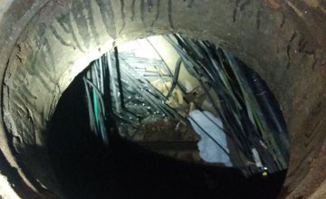 В Днепре в канализации обнаружили пятерых грабителей