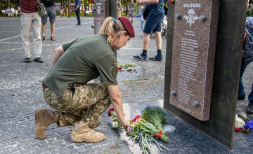 На Дніпропетровщині вшанували пам’ять загиблих в ІЛ-76 військових (ФОТОРЕПОРТАЖ)