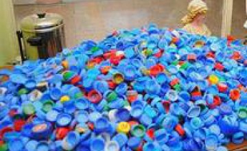 Более 17 тыс пластиковых крышек собрали криворожские школьники на протезы для бойцов АТО