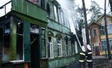 В Черкасской области сгорела столетняя усадьба (ВИДЕО)