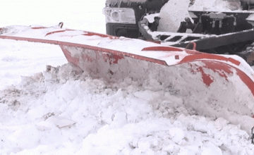На дорогах  Дніпропетровщини працюють 116 снігоприбиральних машин