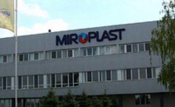 В июне 2012 года днепропетровская компания МИРОПЛАСТ запустила 7 новых производственных линий по изготовлению ПВХ-профиля