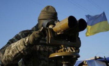 За сутки в зоне АТО пострадало 5 украинских военных, - Минобороны