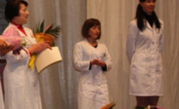 Лучшим семейным врачом Днепропетровской области 2012 года стала медик из Синельниковского ЦМСП