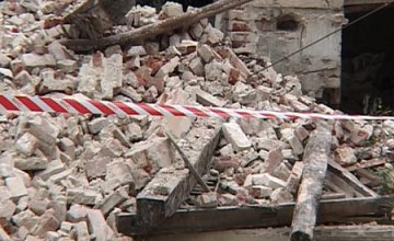 ​В Полтавской области на кирпичном заводе произошел обвал стены: погиб человек