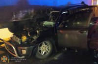 Смертельное ДТП на проспекте Слобожанский: легковой автомобиль оказался под прицепом грузовика