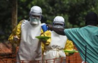 В Либерии бастуют медсестры, которые лечат больных Эболой