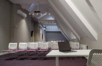 Як проходять наукові конференції