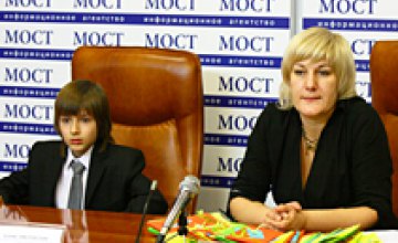 Днепропетровская семья инициировала проведение благотворительной акции «Письмо Деду Морозу» для детей-инвалидов