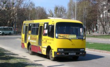 В Днепропетровске половина перевозчиков не имеют своих автобусов и технической базы
