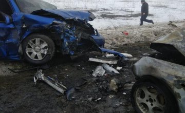 В Донецкой области в ДТП погибло 5 человек и 3 пострадало