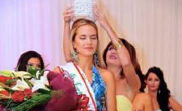 Украинка стала победительницей канадского конкурса красоты «Мисс Земля»