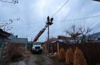 На Дніпропетровщині енергетики ДТЕК відновили світло у 6 населених пунктах після обстрілів напередодні