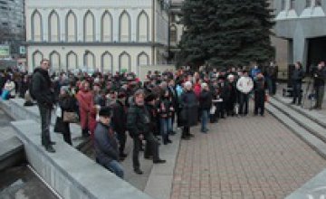 В Днепропетровске прошла встреча представителей общественности с депутатами горсовета (ФОТОРЕПОРТАЖ)