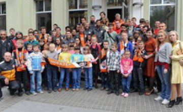 Футболисты «Шахтера» встретились с приемными семьями Днепропетровска (ФОТО)