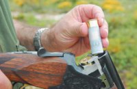В Житомирской области мужчина на охоте случайно застрелил друга