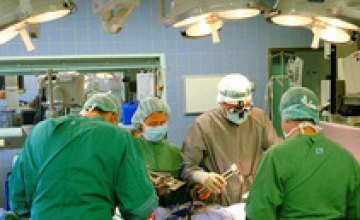 Днепропетровскому областному клиническому центру кардиологии и кардиохирургии вручат новое оборудование