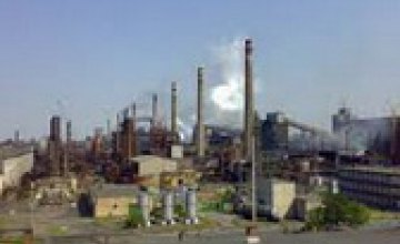 Террористы обстреляли на Донбассе коксохимический завод и шахту, - СНБО
