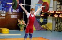 Тяжелоатлет из Павлограда завоевал золото на Чемпионате Украины и стал восьмикратным рекордсменом
