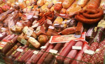 В Днепропетровске мужчина украл с прилавка магазина колбасы и балыка на 120 грн