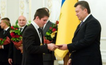 ЧМ по боксу Евгений Хитров получил орден «За заслуги»