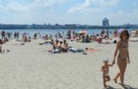Спасатели Днепропетровщины предупреждают о возможной опасности во время отдыха на пляже (ВИДЕО)