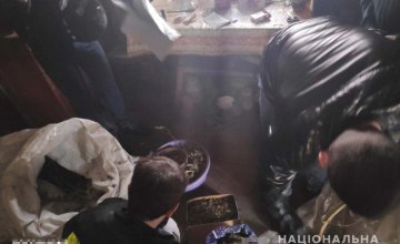 На Днепропетровщине в квартире у мужчины  нашли 3 кг марихуаны