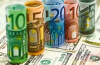 Межбанк закрылся резким ростом евро