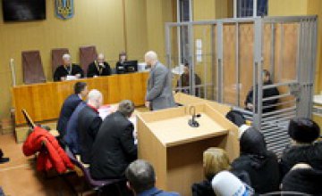 «Как в аквариуме»: защита обвиняемого в убийстве днепровских патрульных Пугачева заявила о принижении его достоинства и чести