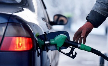 Любое повышение цены на бензин сказывается на ценовой политике потребительских товаров, - экономический эксперт