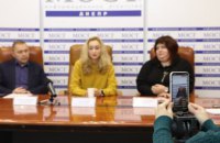 «ОсобливаЯ»: з 9 грудня у приміщенні Дніпропетровської обласної ради розпочнеться унікальна виставка